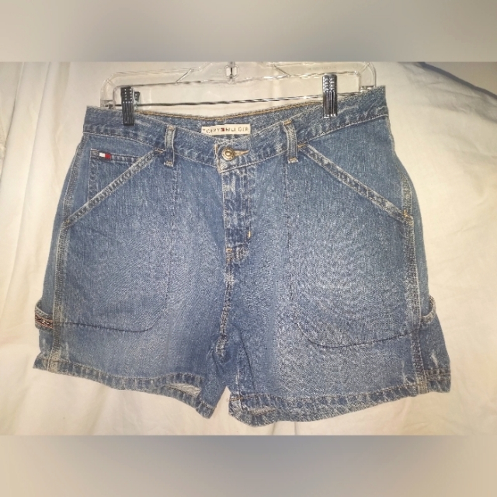 ⚜️ Tommy Hilfiger ⚜️ Vintage ⚜️ DarkWash ⚜️ Denim Shorts ⚜️ CargoBoyishCharm ⚜️